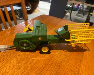 John Deere Collection Ertl Hay Baler