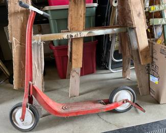 Vintage Radio Scooter