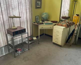 VINTAGE FURNITURE 