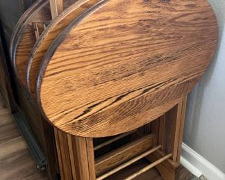 Oval folding table set