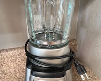 Assorted small kitchen appliances