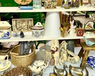 Antique/vintage decor, Salt Box, woven baskets, walnut baskets, stone house, vintage jars, etc.