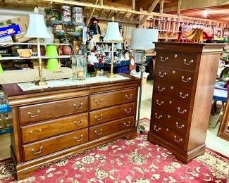 Broyhill Dresser w/ mirror (missing one drawer pull), Broyhill upright lingerie chest, matching candlestick lamps, floor lamp