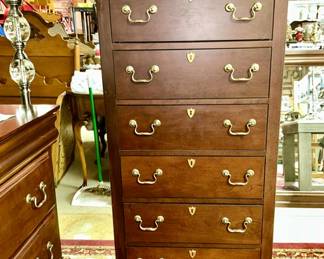 Close-up of Broyhill upright lingerie chest