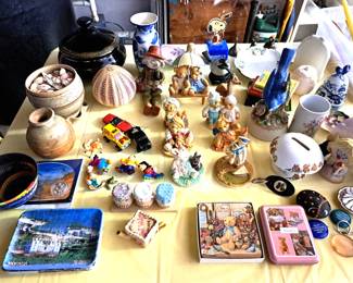 LITTLE BEARS, CARDS, VASES, BANKS, POTTERY, ALL KINDS OF NIFTY SMALL ITEMS