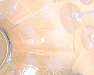 PATTERN OF DEPRESSION GLASS  - LIDO PATTERN BY FOSTORIA