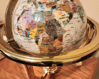 eye-catching globe