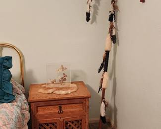 pair of vintage nightstands, Native American souvenirs/collectibles 