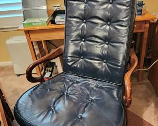 upscale office desk chair