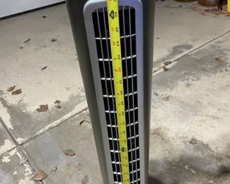 Tower fan w/ remote