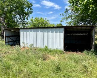 Metal Animal Shelter