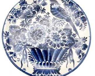 Lot 093   
Delft Handwerk from Holland Cabinet Plate