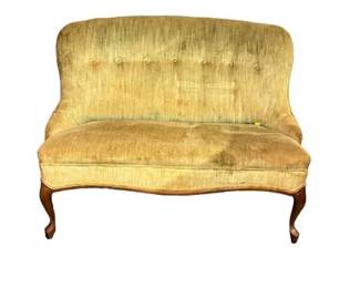 Lot 843  
Vintage Pale Green Velvet Tufted Bench Sofa