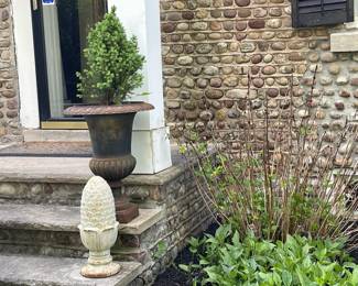 Cast Iron Garden pieces 