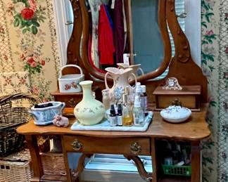 antique vanity 