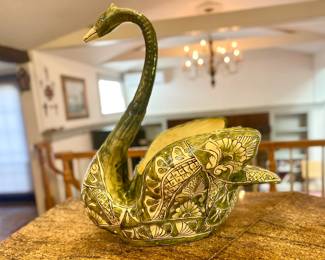 swan planter 