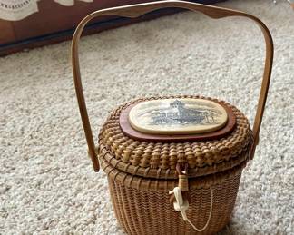 Nantucket basket 