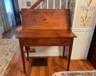 Hepplewhite furniture