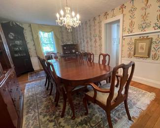 dining room chairs and table 