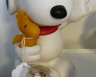 Vintage Peanuts Snoopy Woodstock Vinyl Coin Bank Collectible