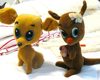 Vintage Kamar Japan 1968 Chihuahua and Kangaroo
