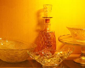 Amber Bourbon Decanter other Glass Pieces 