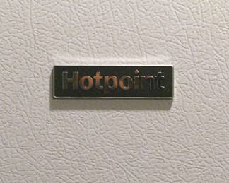 Hotpoint Smaller Refrigerator Freezer - Very Nice and Clean - Perfect for Basement or Garage