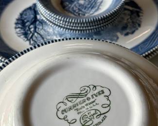 Vintage Currier & Ives dishes
