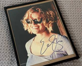 Elizabeth Shue signed photo 