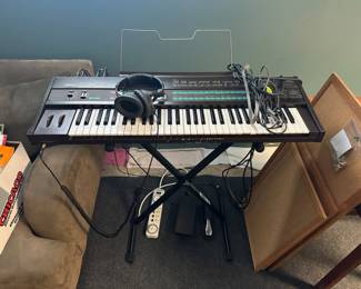 80's Yamaha DX7 Electric Keyboard 