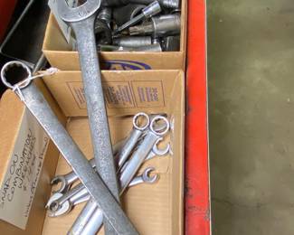Snap-on combination wrenches
