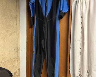 Wetsuit, size 10