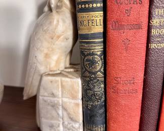 Pair of marble parrot bookends.