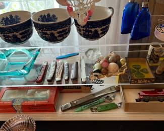 Clay and glass marbles 