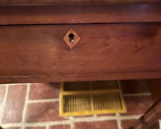 Applied Keyhole closeup 