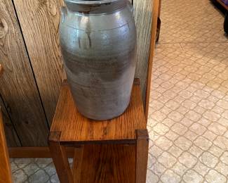 3 gallon Tenn pottery churn 