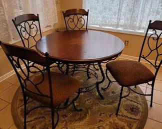 "Warrenville Whimsy" in Warrenville, SC. Starts Closing Tues 5/21 at 8p. Pickup Thurs 5/23 from 2-6p. Please visit our CTBIDS page to see all of our sales! augusta.ctbids.com