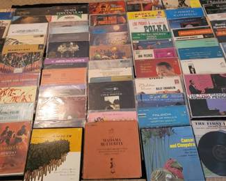 "Warrenville Whimsy" in Warrenville, SC. Starts Closing Tues 5/21 at 8p. Pickup Thurs 5/23 from 2-6p. Please visit our CTBIDS page to see all of our sales! augusta.ctbids.com