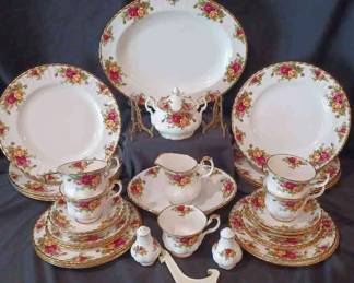 "Warrenville Whimsy" in Warrenville, SC. Starts Closing Tues 5/21 at 8p. Pickup Thurs 5/23 from 2-6p. Please visit our CTBIDS page to see all of our sales! augusta.ctbids.com