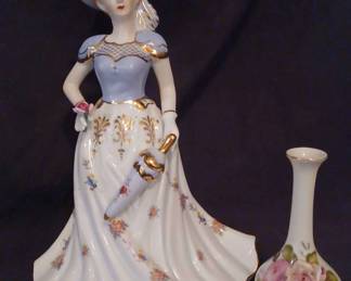 "Warrenville Whimsy" in Warrenville, SC. Starts Closing Tues 5/21 at 8p. Pickup Thurs 5/23 from 2-6p. Please visit our CTBIDS page to see all of our sales! augusta.ctbids.com