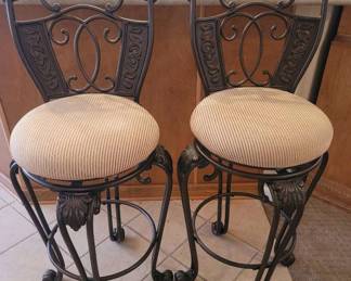 "Warrenville Whimsy" in Warrenville, SC. Starts Closing Tues 5/21 at 8p. Pickup Thurs 5/23 from 2-6p. Please visit our CTBIDS page to see all of our sales! augusta.ctbids.com