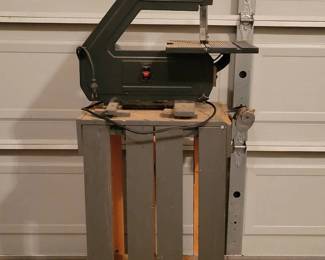 "Warrenville Whimsy" in Warrenville, SC. Starts Closing Tues 5/21 at 8p. Pickup Thurs 5/23 from 2-6p. Please visit our CTBIDS page to see all of our sales! augusta.ctbids.com