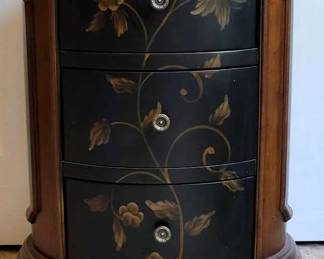 "Warrenville Whimsy" in Warrenville, SC. Starts Closing Tues 5/21 at 8p. Pickup Thurs 5/23 from 2-6p. Please visit our CTBIDS page to see all of our sales! augusta.ctbids.com