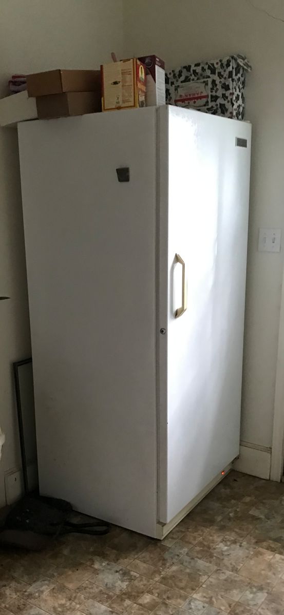 Dornak Estate Sale in Hallettsville, TX starts on 6/6/2024