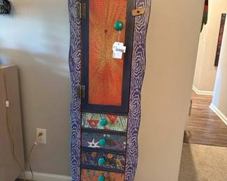 Shoestring Creations Jewelry Armoire
