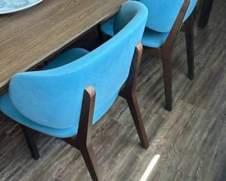Calligaris Stream table and Claire chairs