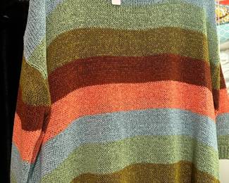 Women's clothing size L-XL, brands like Johnny Was, Ambelika, Desigual, Eddie Bauer