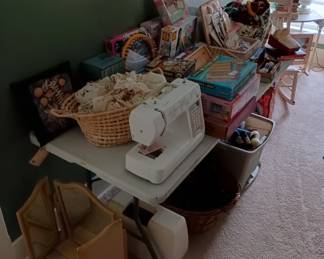 Arts & Crafts related kits and supplies 