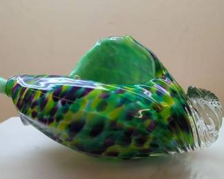  011 Murano Style Glass Shell