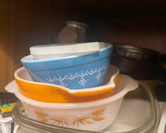 Pyrex Blue Snowflake Bowl